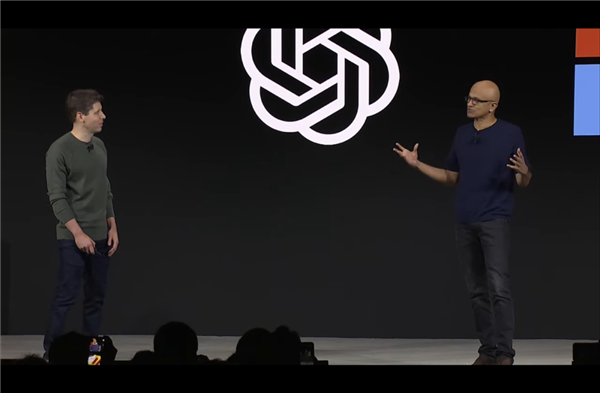 微软的50岁生日 过得真不容易