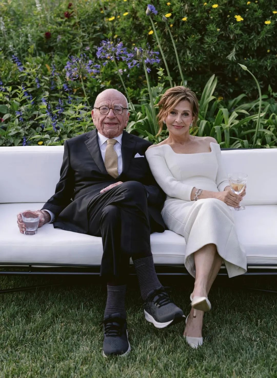 为什么富豪都爱穿「素款运动鞋」?