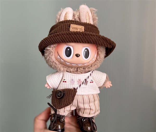 张雨绮直播拆LABUBU:超10万人围观