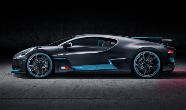 售价4157万、全球限量40台的神车!布加迪Divo国内首秀